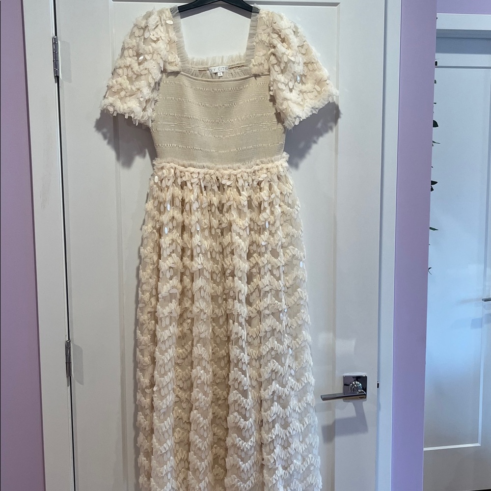 Ivy City Cream Midi Dress with Square Neck